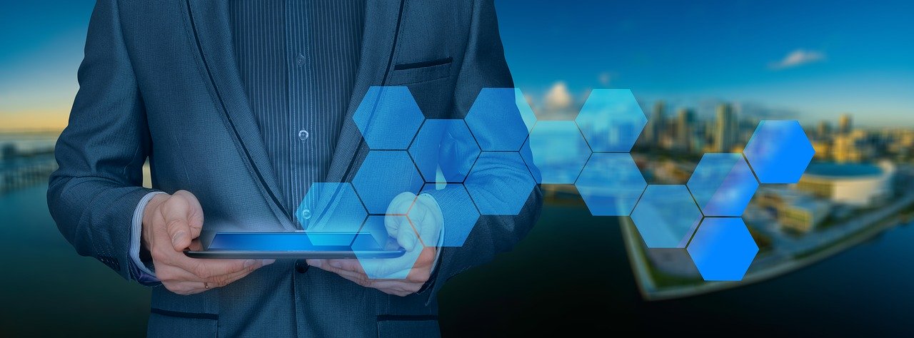 Entretenir des contacts stratégiques pour soutenir l'entreprise